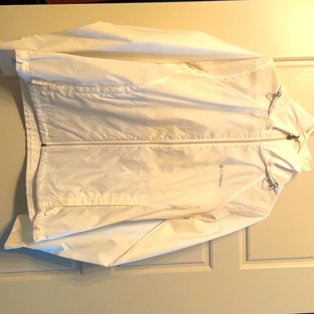 White Columbia rain coat